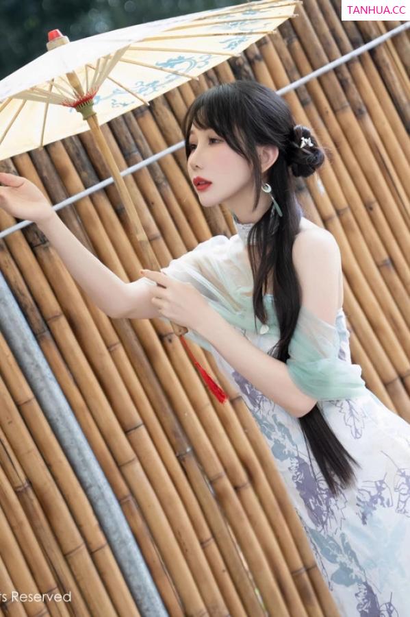 波巧酱  [XiuRen]高清写真图 2024.04.25 No.8448 波巧酱 美腿性感第43张图片